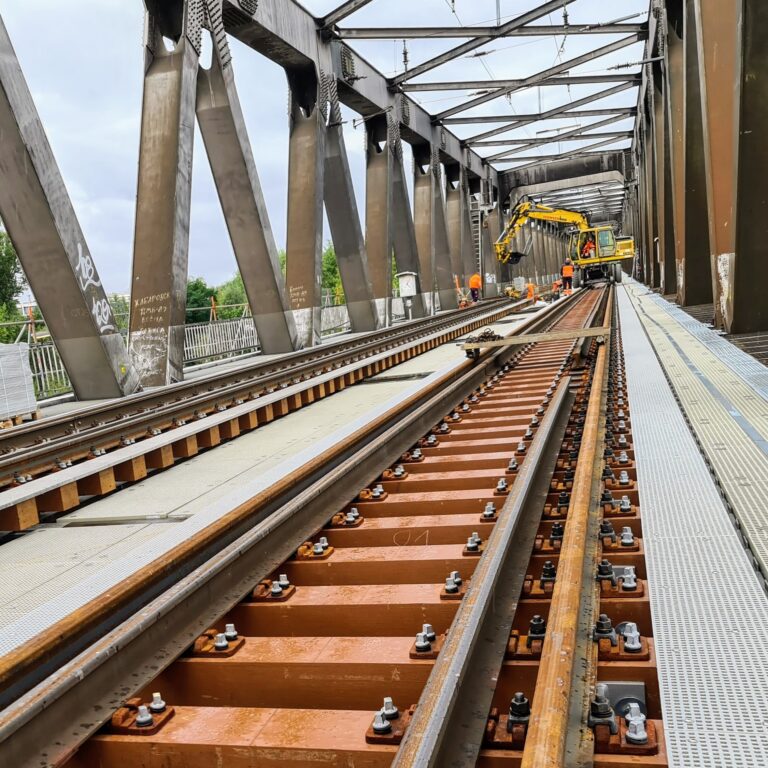 Sekisui Rail - Polymer Solutions Including FFU Sleepers